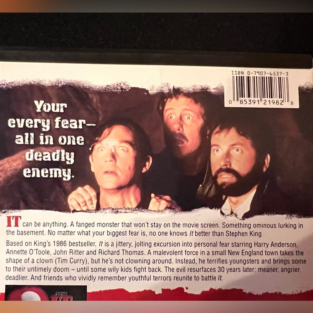 ‼️SOLD‼️ Steven King’s IT (DVD) - Warner Bros. Video Presents 🤡 - Picture 2 of 8